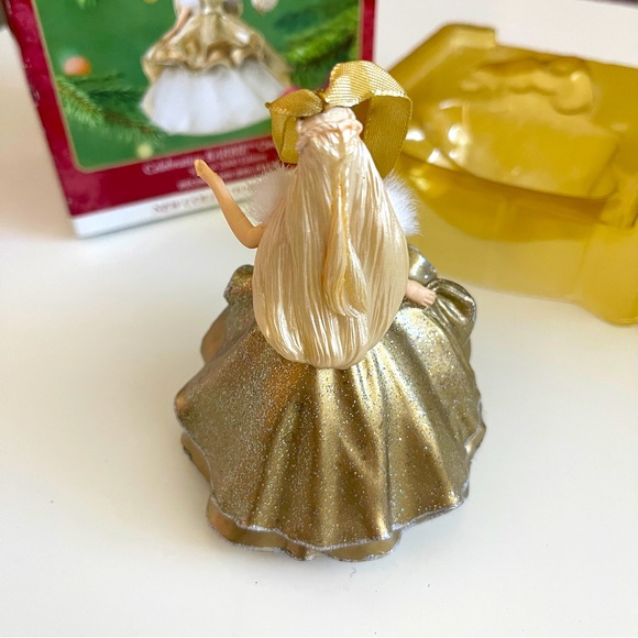 Celebration Barbie Ornament - special 2000 edition - hallmark - Picture 4 of 5